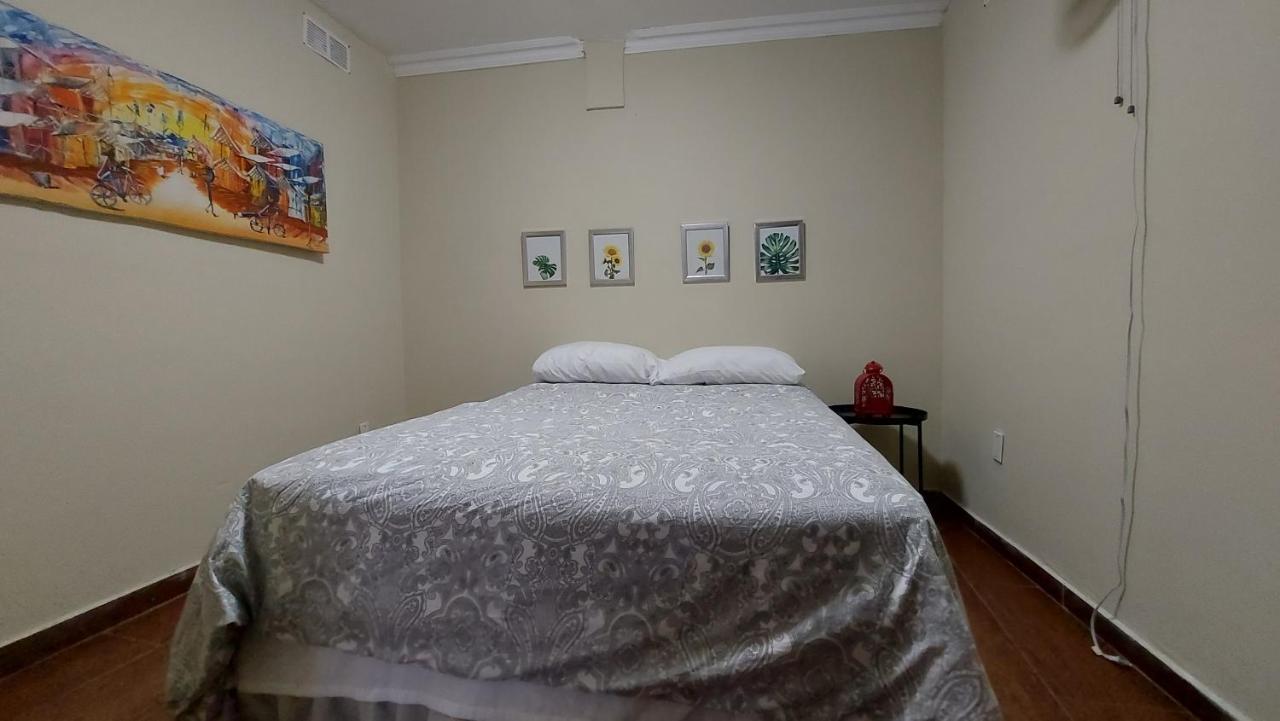 Апартаменти Casa Kamanda, Zona Colonial, Санто-Домінго Екстер'єр фото